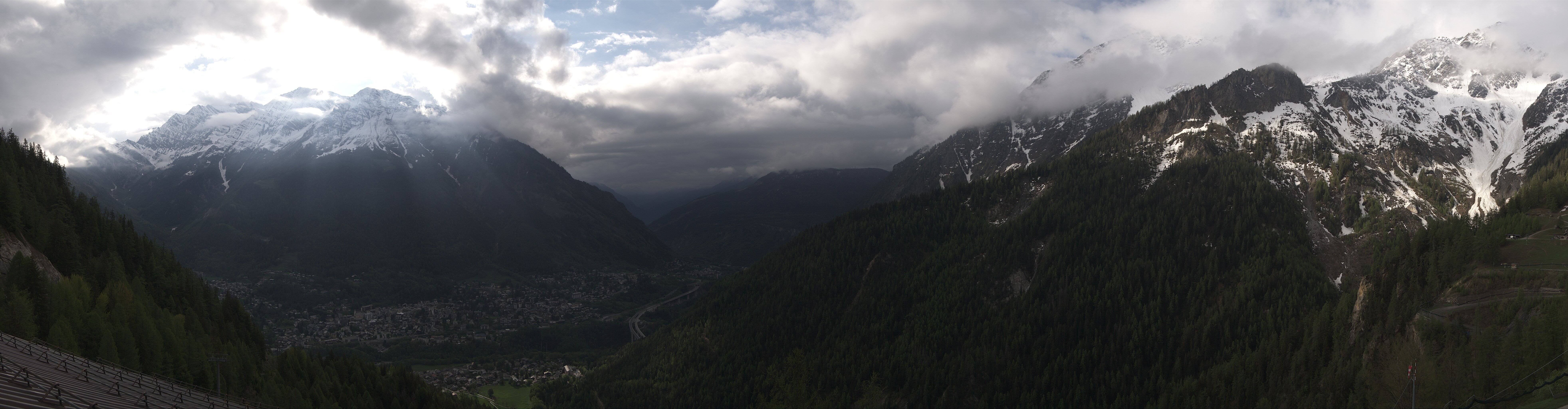 Archiv Foto Webcam Checrouit Panoramablick, Courmayeur