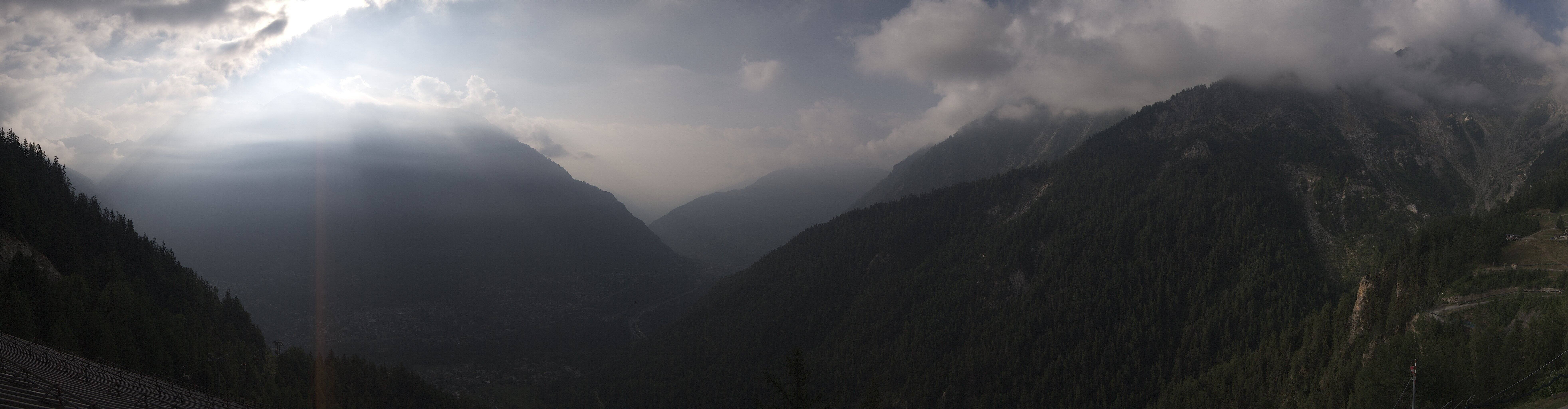 Archiv Foto Webcam Checrouit Panoramablick, Courmayeur