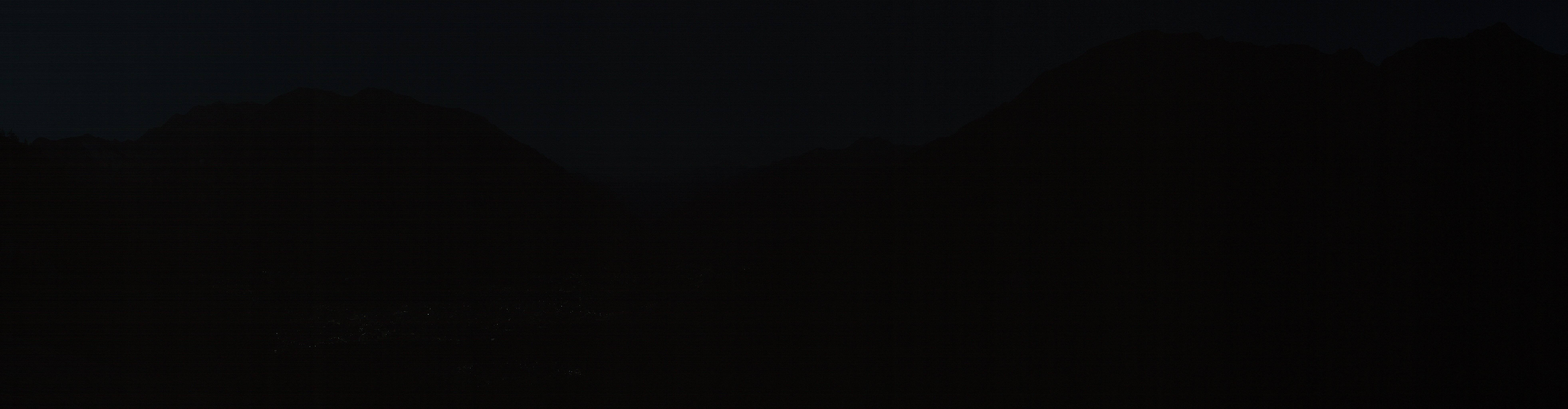 Archived image Webcam Panorama over Checrouit Courmayeur