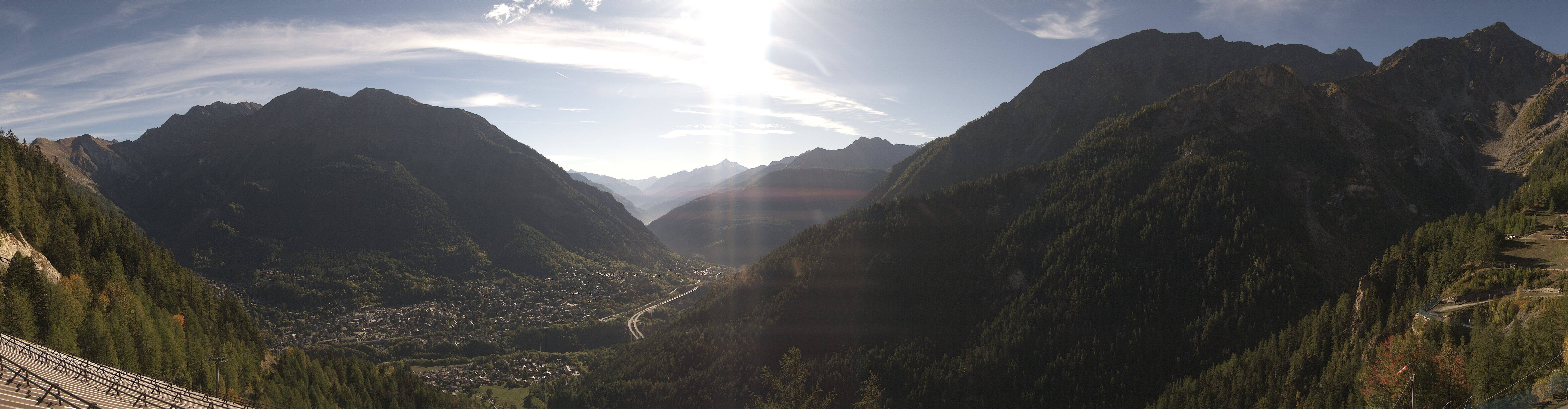 Archiv Foto Webcam Checrouit Panoramablick, Courmayeur