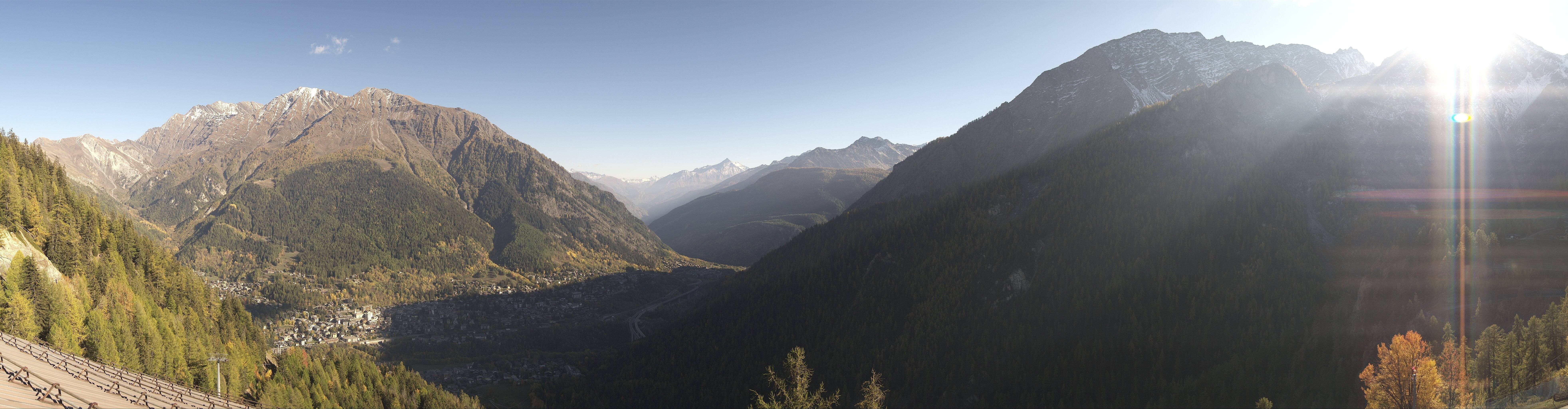 Archiv Foto Webcam Checrouit Panoramablick, Courmayeur