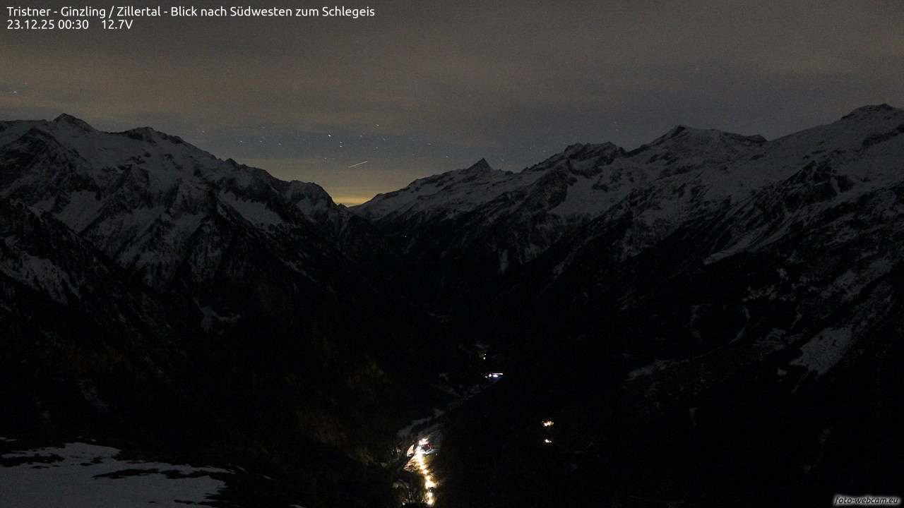 Archiv Foto Webcam Tristner/ Zillertal - Blick zum Grinberg
