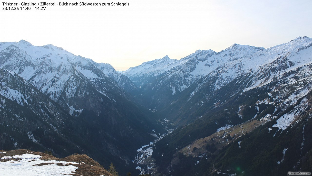 Archiv Foto Webcam Tristner/ Zillertal - Blick zum Grinberg