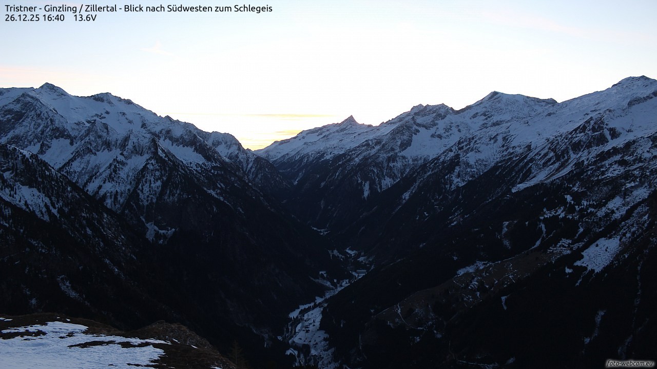 Archiv Foto Webcam Tristner/ Zillertal - Blick zum Grinberg