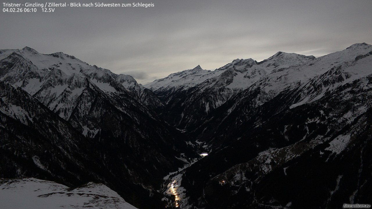 Archiv Foto Webcam Tristner/ Zillertal - Blick zum Grinberg