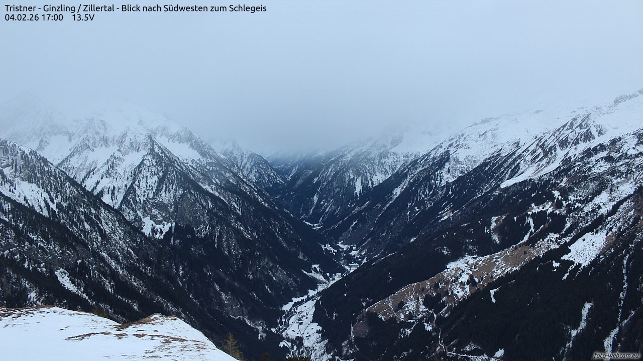 Archived image Webcam Tristner/ Zillertal - View to Grinberg