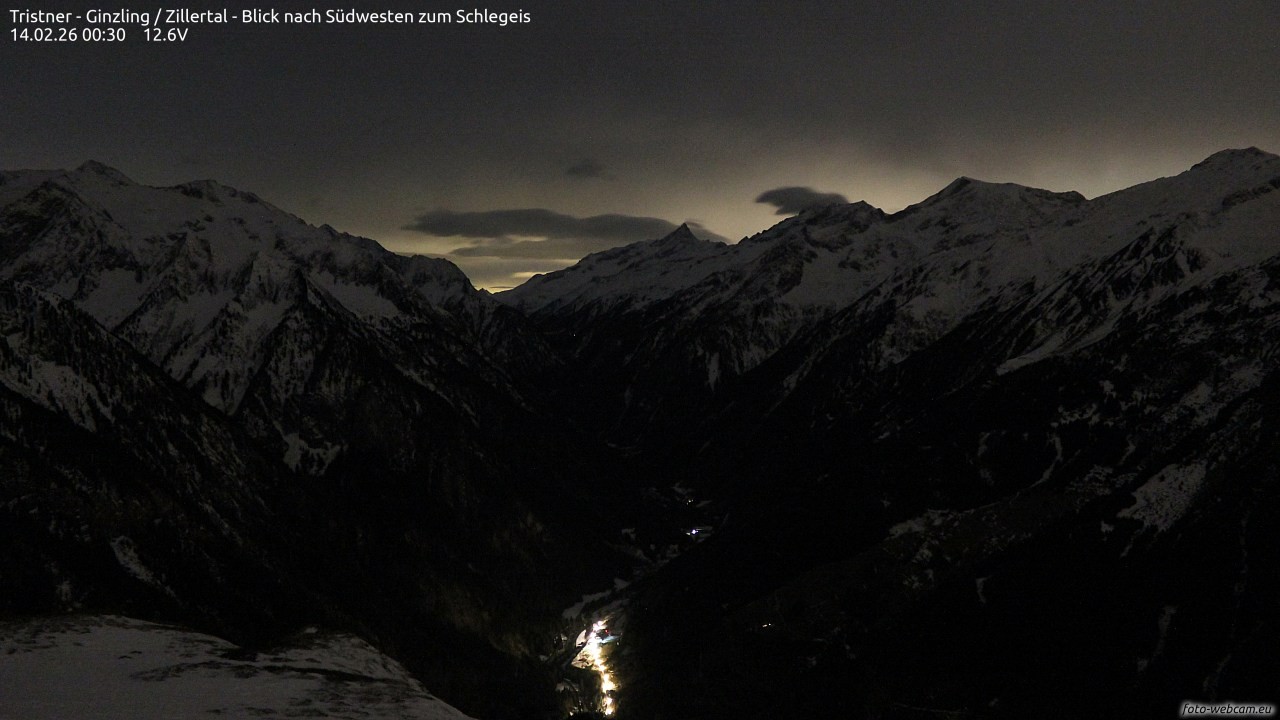 Archiv Foto Webcam Tristner/ Zillertal - Blick zum Grinberg