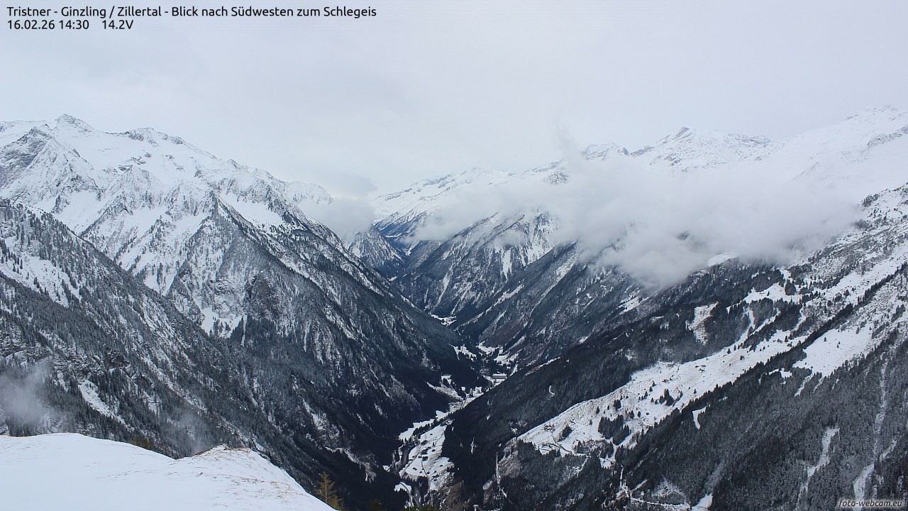Archiv Foto Webcam Tristner/ Zillertal - Blick zum Grinberg