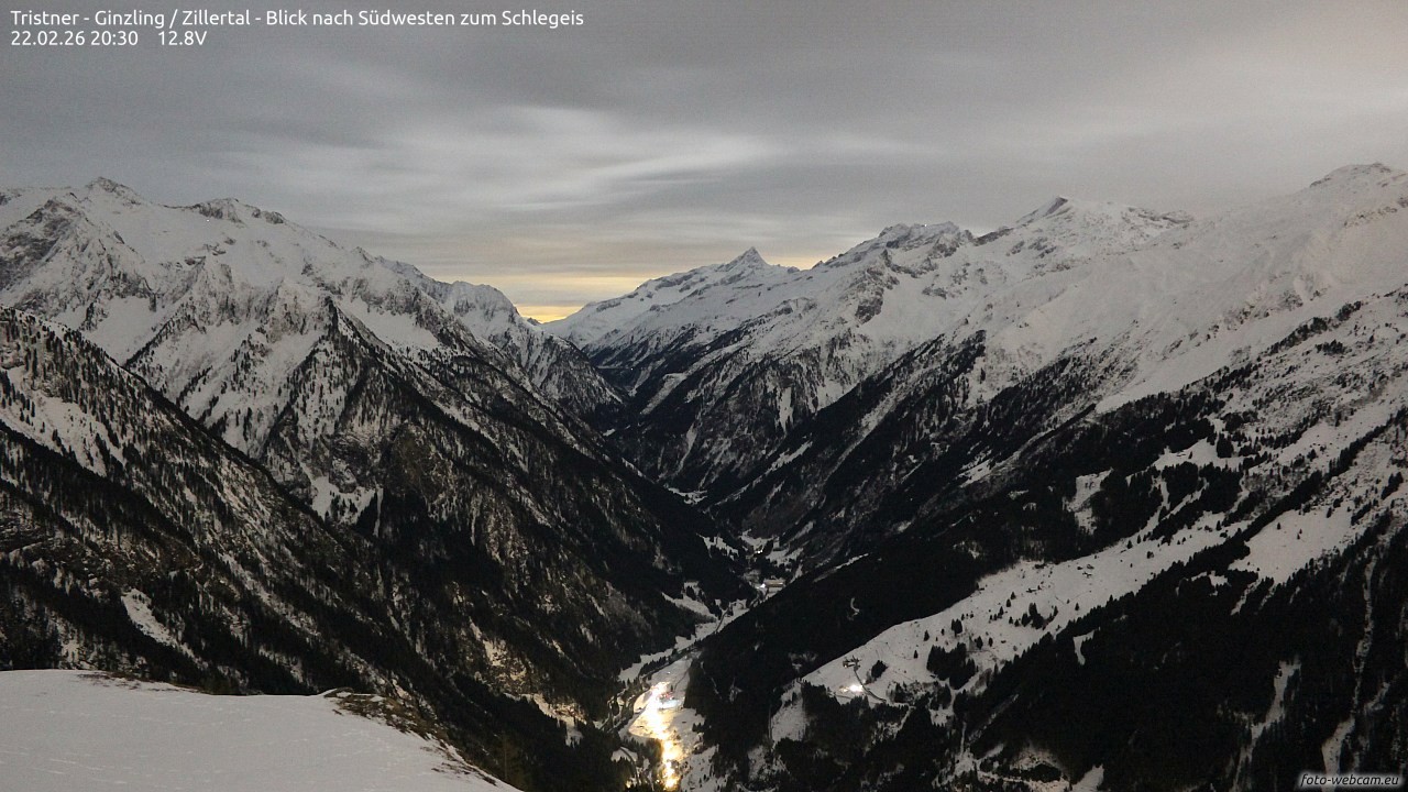 Archiv Foto Webcam Tristner/ Zillertal - Blick zum Grinberg