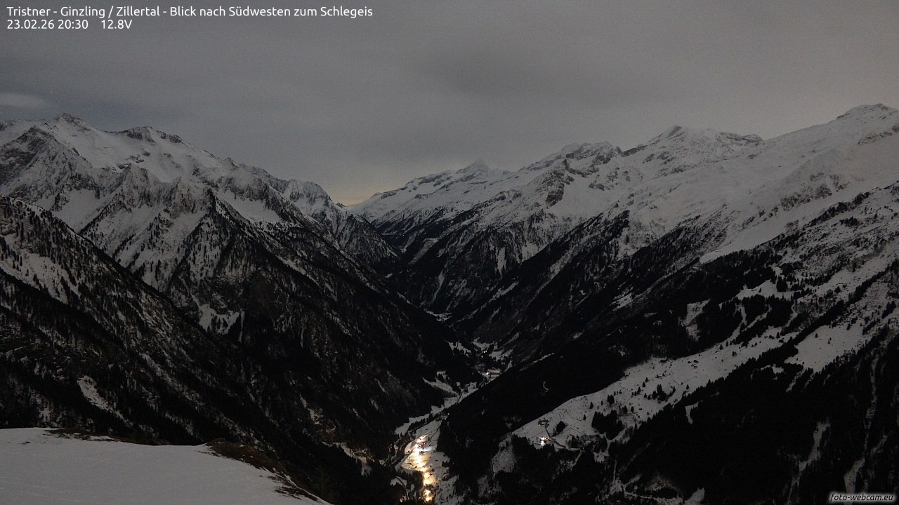 Archiv Foto Webcam Tristner/ Zillertal - Blick zum Grinberg