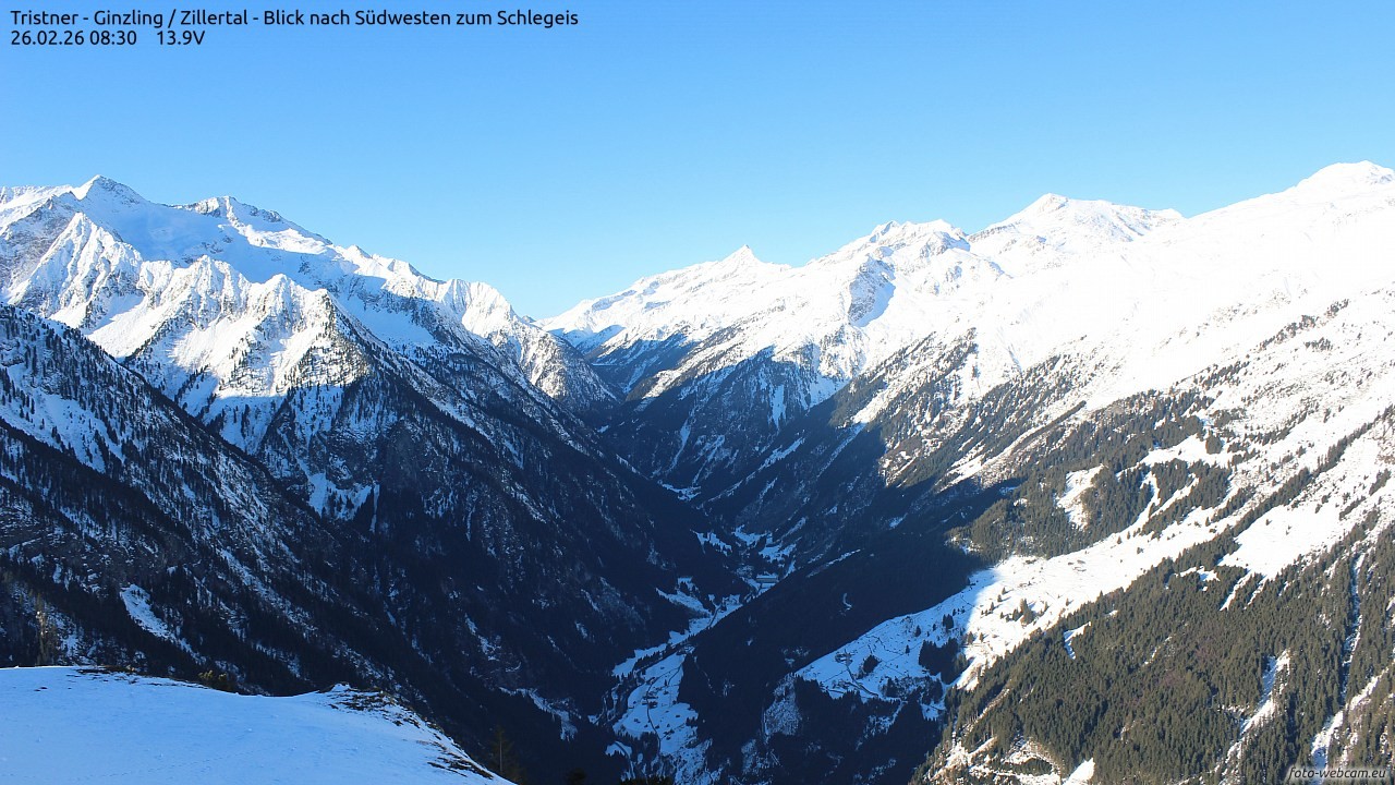 Archived image Webcam Tristner/ Zillertal - View to Grinberg