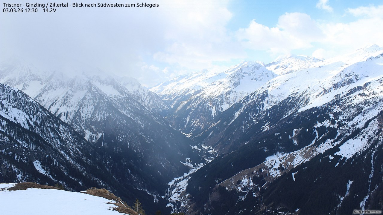 Archived image Webcam Tristner/ Zillertal - View to Grinberg