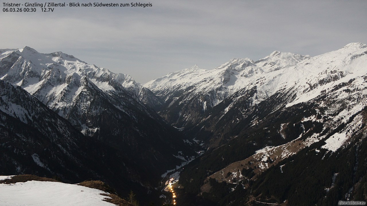 Archiv Foto Webcam Tristner/ Zillertal - Blick zum Grinberg