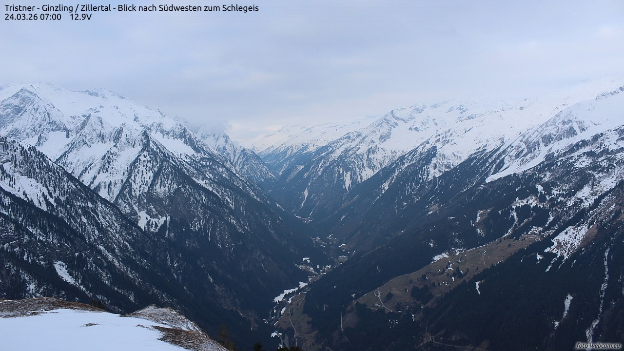 Archiv Foto Webcam Tristner/ Zillertal - Blick zum Grinberg
