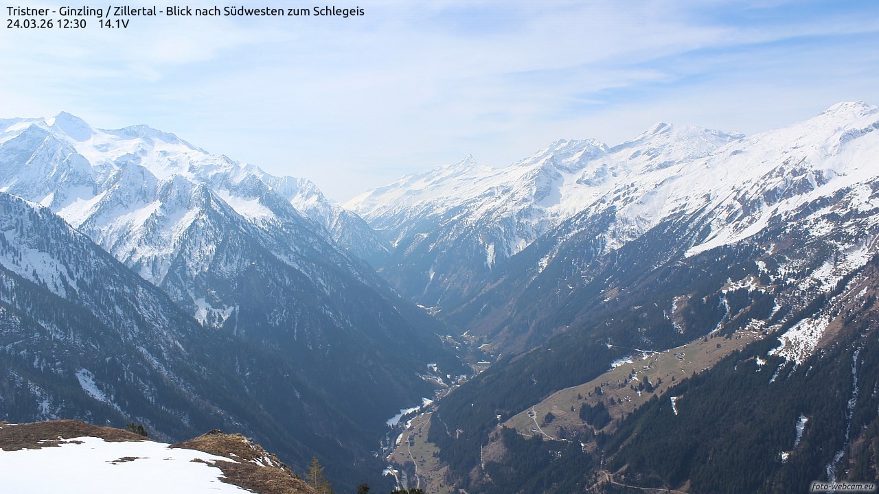 Archived image Webcam Tristner/ Zillertal - View to Grinberg