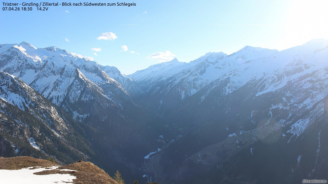 Archiv Foto Webcam Tristner/ Zillertal - Blick zum Grinberg