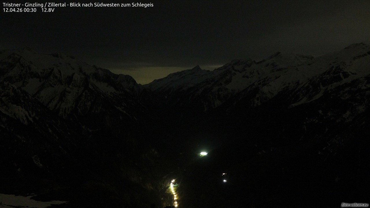 Archived image Webcam Tristner/ Zillertal - View to Grinberg