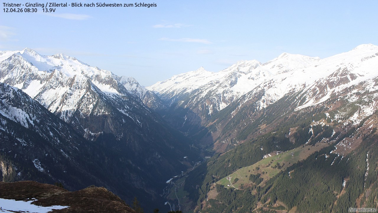 Archived image Webcam Tristner/ Zillertal - View to Grinberg