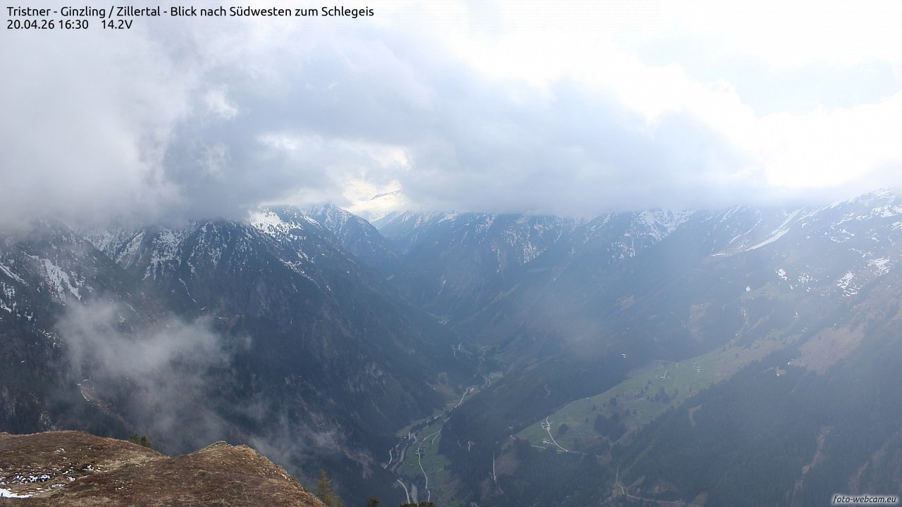 Archiv Foto Webcam Tristner/ Zillertal - Blick zum Grinberg