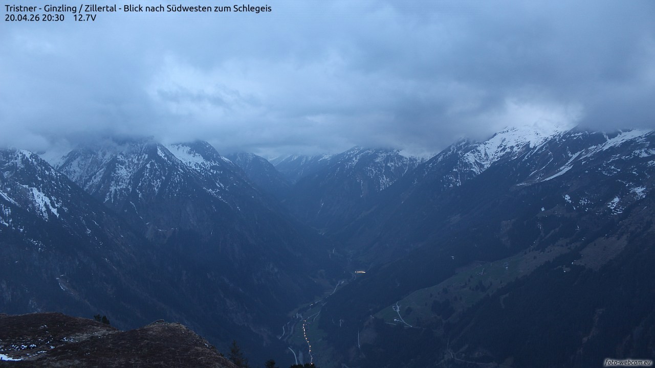 Archiv Foto Webcam Tristner/ Zillertal - Blick zum Grinberg