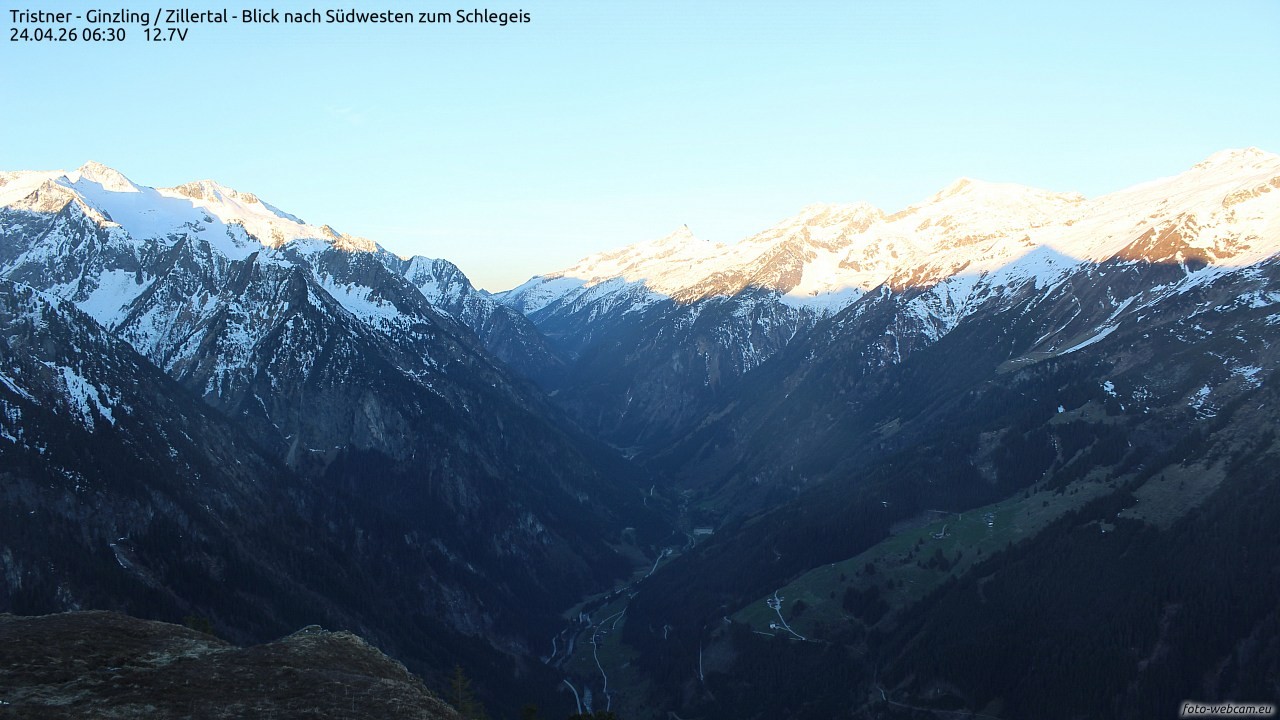 Archiv Foto Webcam Tristner/ Zillertal - Blick zum Grinberg