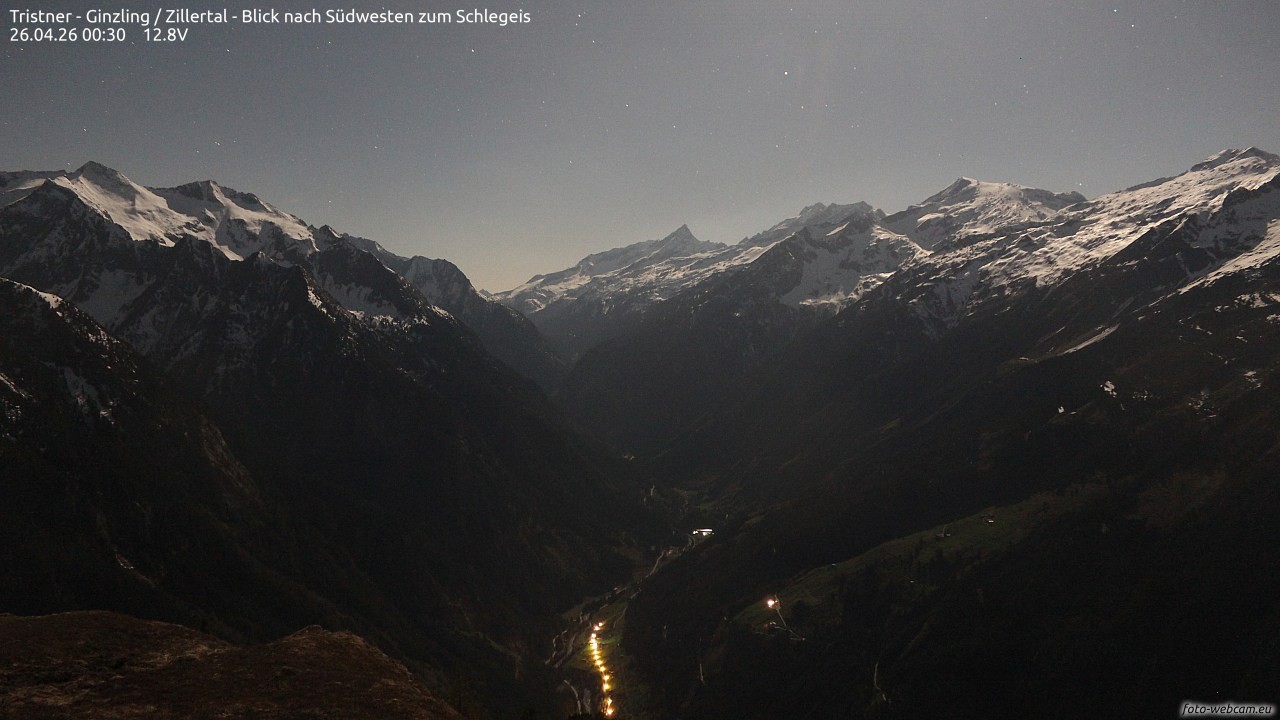 Archiv Foto Webcam Tristner/ Zillertal - Blick zum Grinberg
