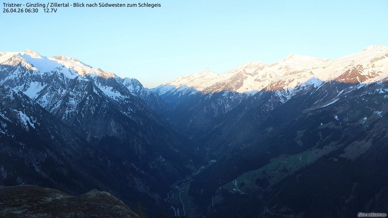 Archiv Foto Webcam Tristner/ Zillertal - Blick zum Grinberg