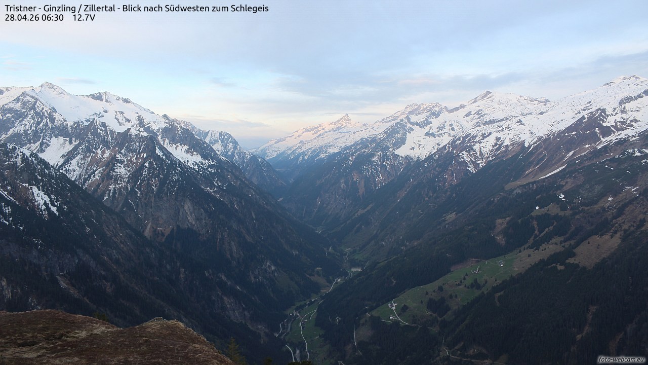 Archiv Foto Webcam Tristner/ Zillertal - Blick zum Grinberg
