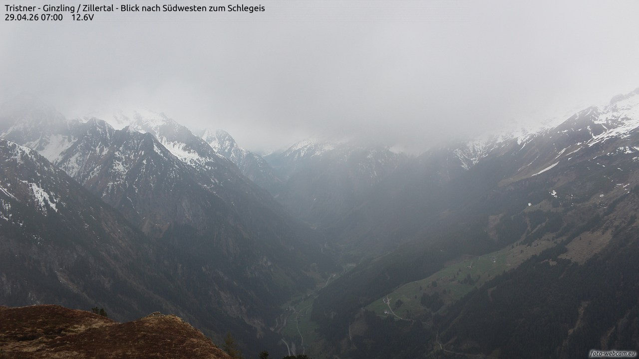 Archiv Foto Webcam Tristner/ Zillertal - Blick zum Grinberg