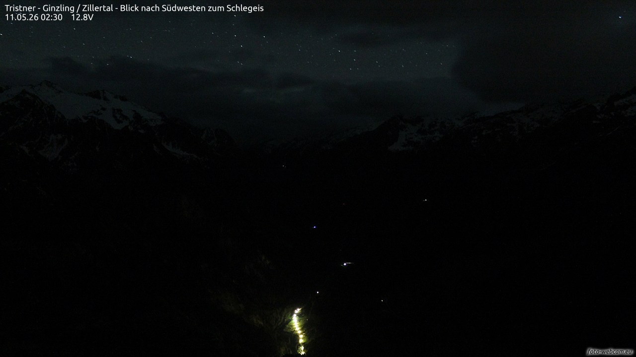 Archived image Webcam Tristner/ Zillertal - View to Grinberg