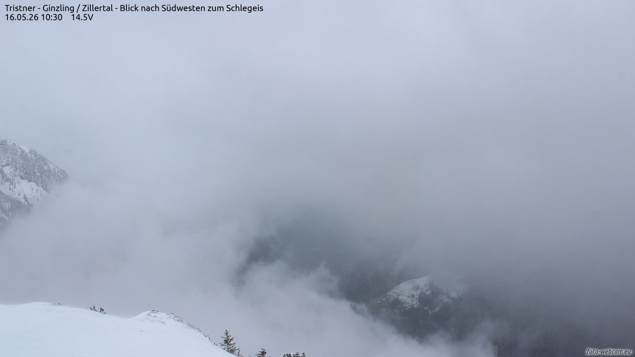 Archived image Webcam Tristner/ Zillertal - View to Grinberg