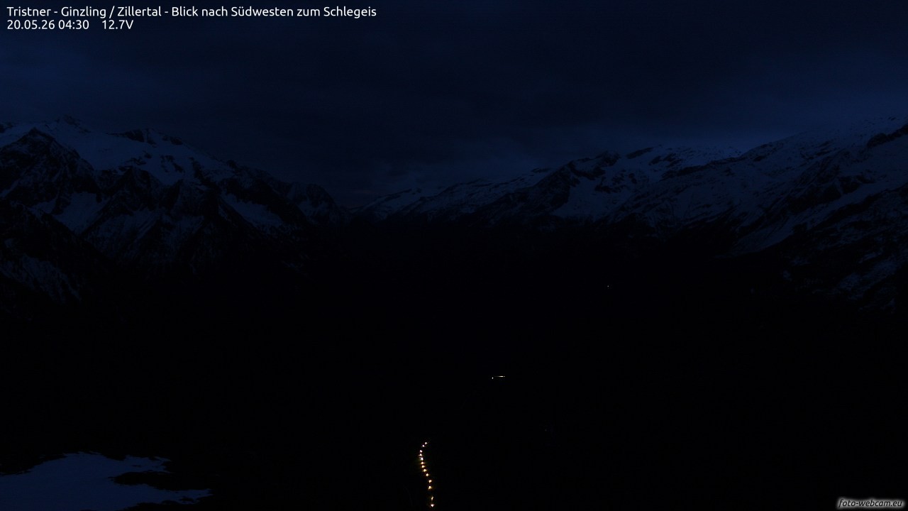 Archived image Webcam Tristner/ Zillertal - View to Grinberg