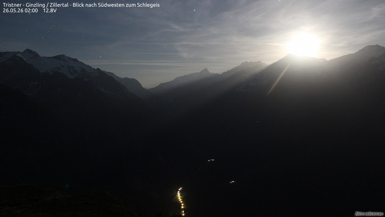 Archiv Foto Webcam Tristner/ Zillertal - Blick zum Grinberg