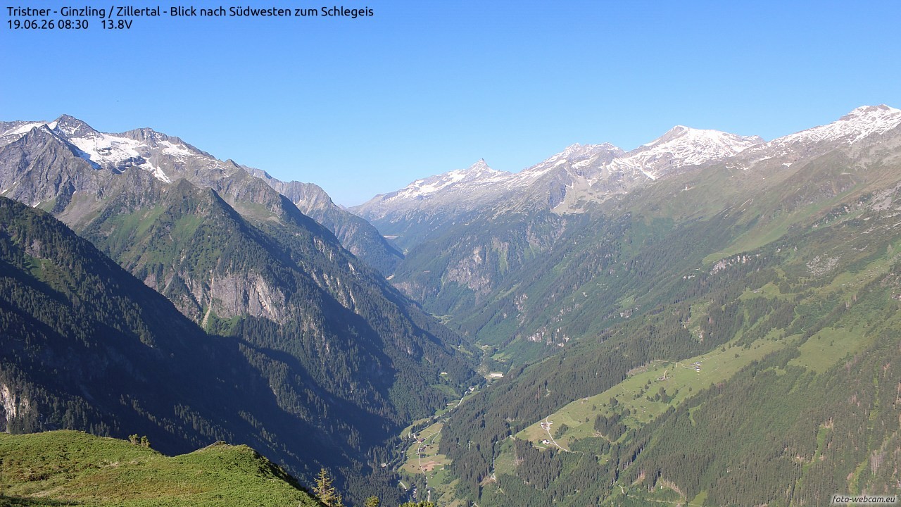Archived image Webcam Tristner/ Zillertal - View to Grinberg