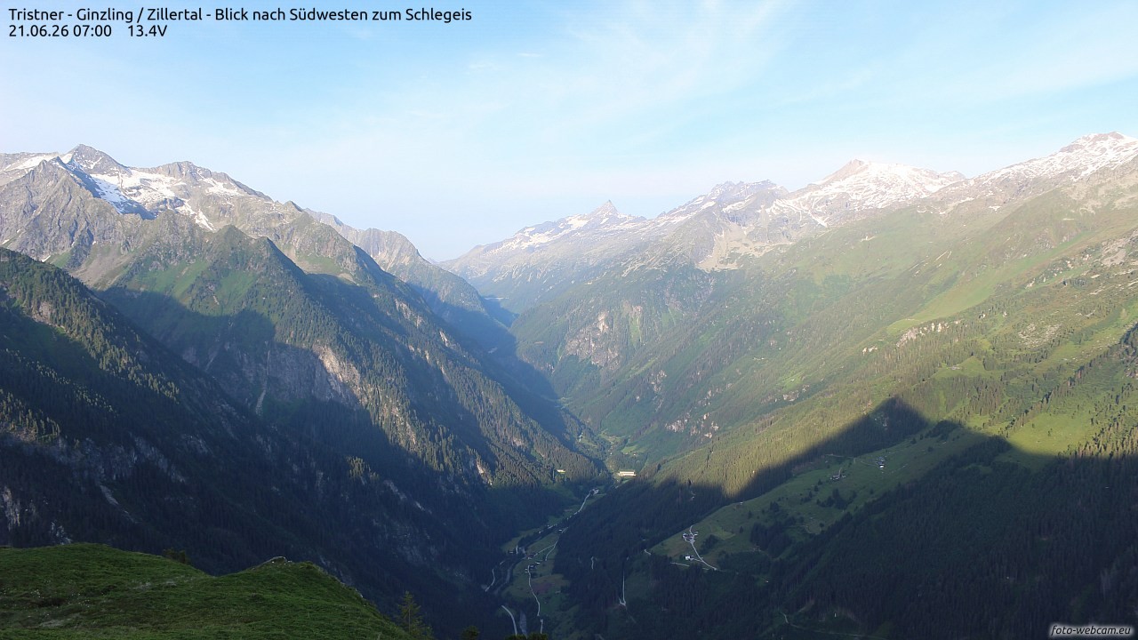 Archived image Webcam Tristner/ Zillertal - View to Grinberg