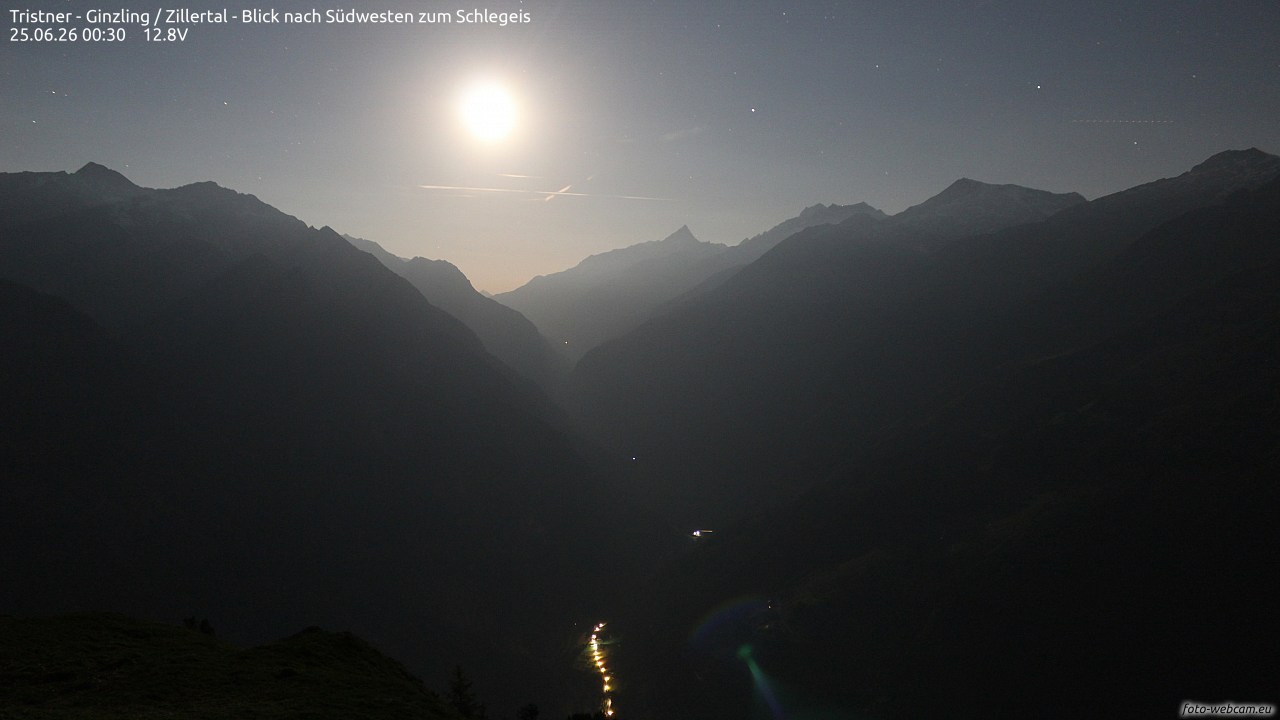 Archiv Foto Webcam Tristner/ Zillertal - Blick zum Grinberg