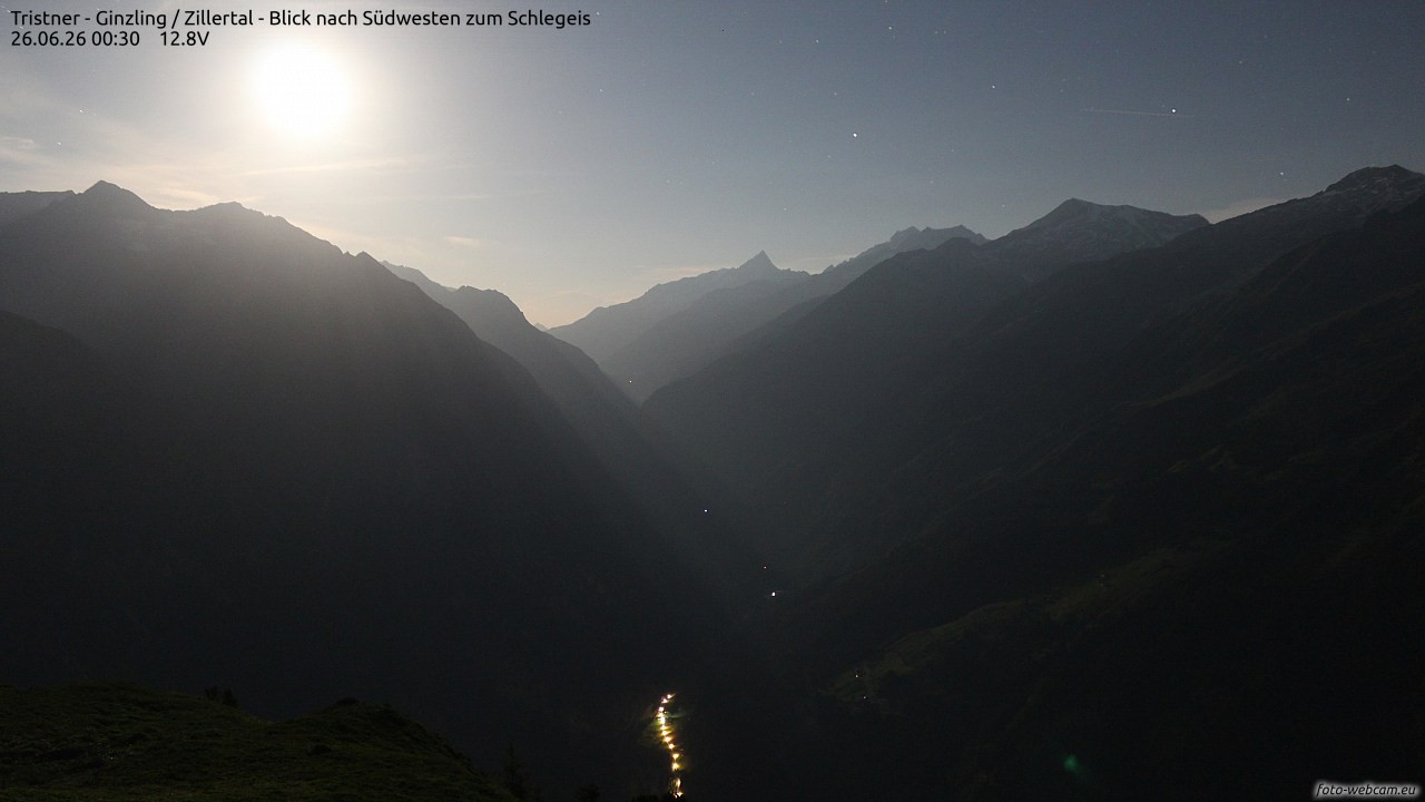 Archiv Foto Webcam Tristner/ Zillertal - Blick zum Grinberg
