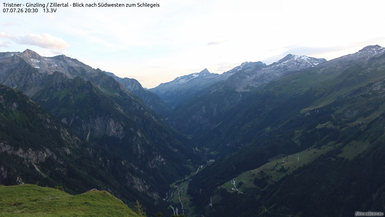 Archiv Foto Webcam Tristner/ Zillertal - Blick zum Grinberg