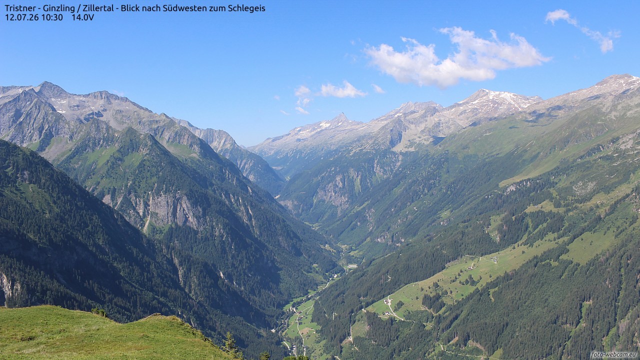 Archived image Webcam Tristner/ Zillertal - View to Grinberg