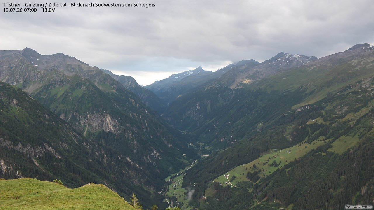 Archiv Foto Webcam Tristner/ Zillertal - Blick zum Grinberg