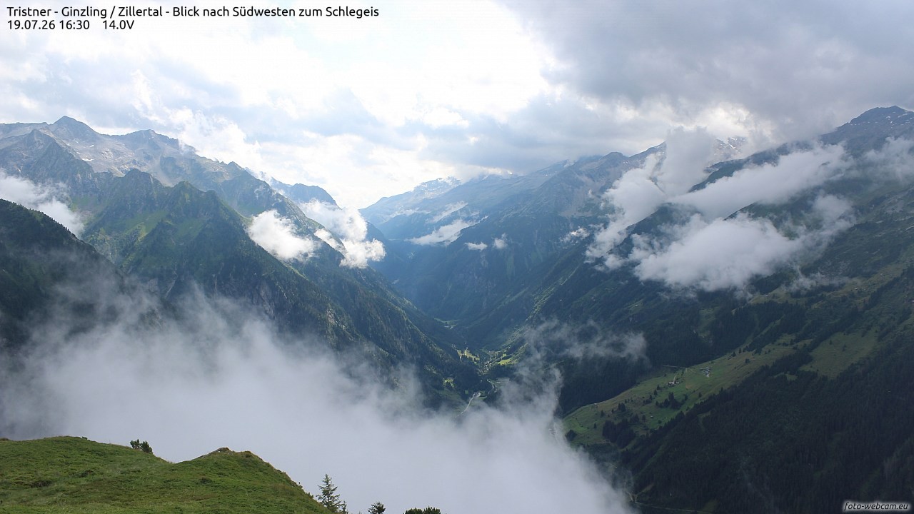 Archiv Foto Webcam Tristner/ Zillertal - Blick zum Grinberg