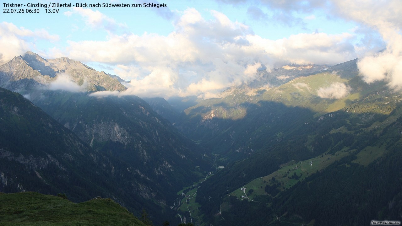 Archiv Foto Webcam Tristner/ Zillertal - Blick zum Grinberg