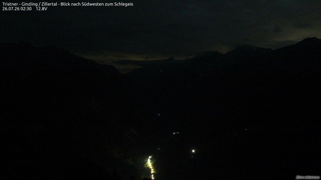 Archived image Webcam Tristner/ Zillertal - View to Grinberg