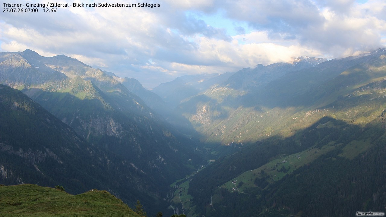 Archiv Foto Webcam Tristner/ Zillertal - Blick zum Grinberg