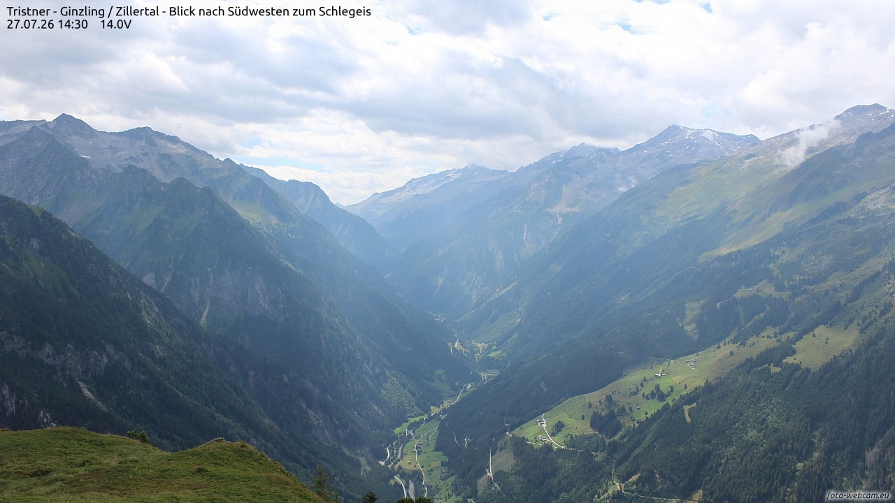 Archived image Webcam Tristner/ Zillertal - View to Grinberg