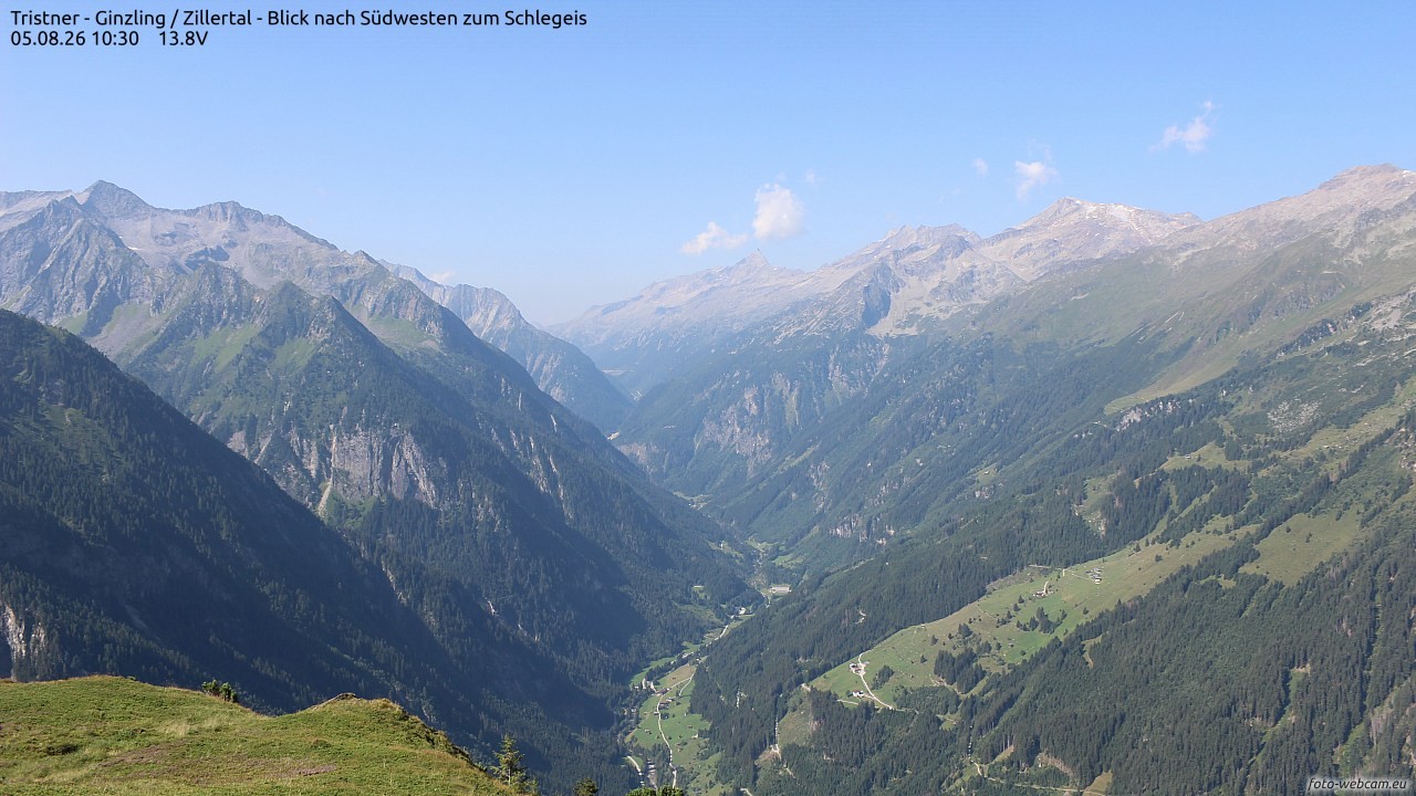 Archived image Webcam Tristner/ Zillertal - View to Grinberg