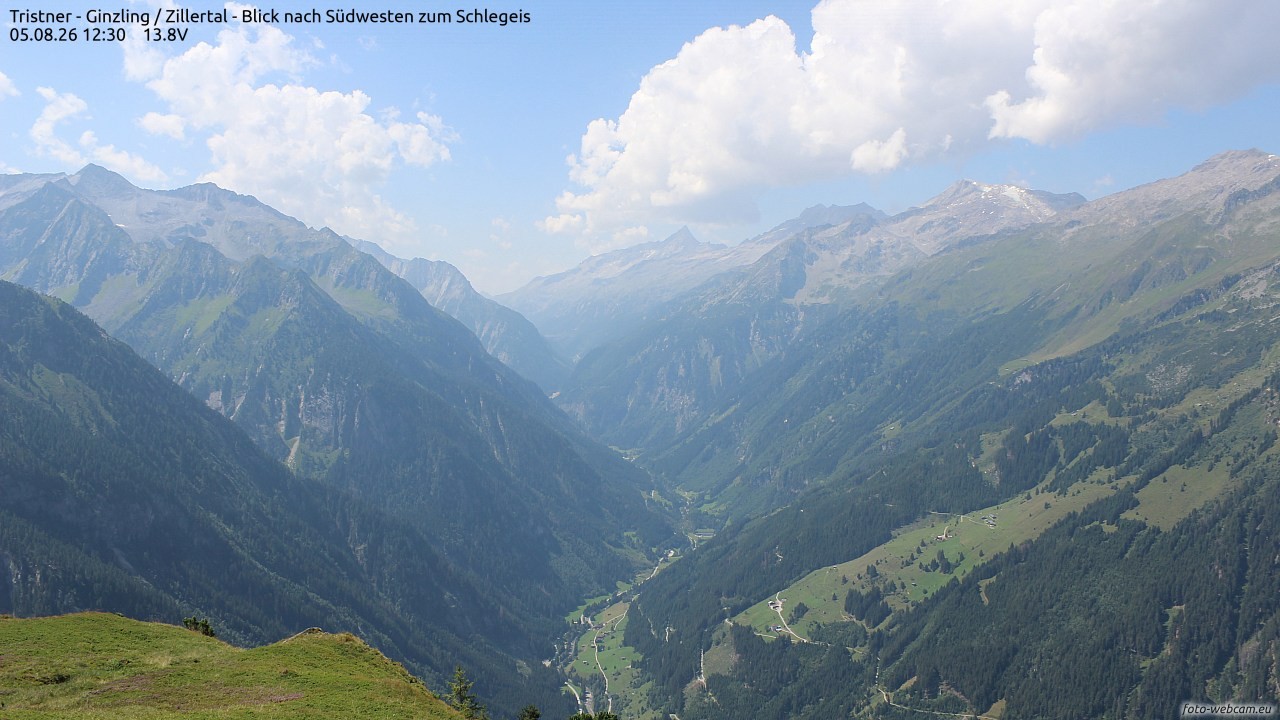 Archived image Webcam Tristner/ Zillertal - View to Grinberg