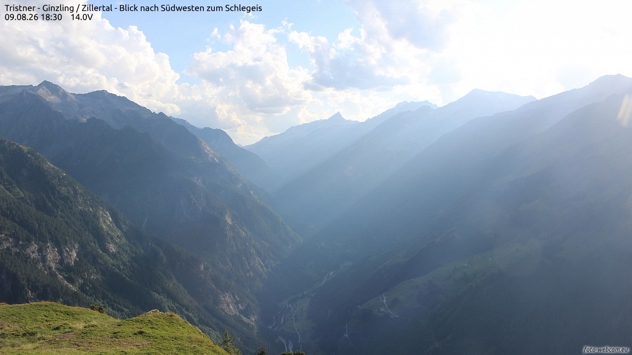 Archiv Foto Webcam Tristner/ Zillertal - Blick zum Grinberg