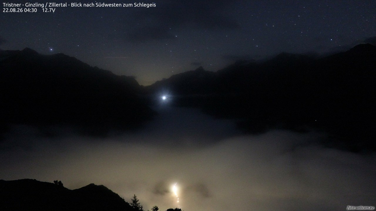 Archived image Webcam Tristner/ Zillertal - View to Grinberg