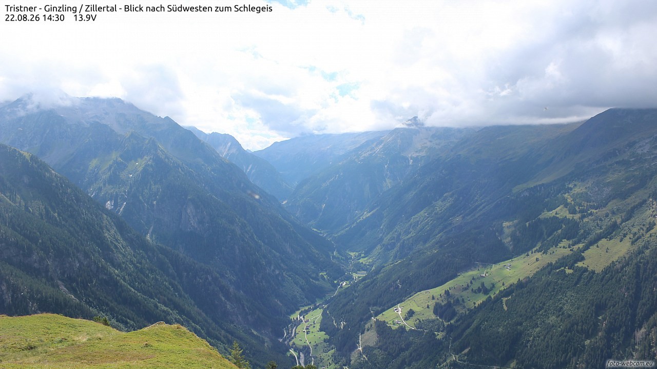 Archived image Webcam Tristner/ Zillertal - View to Grinberg